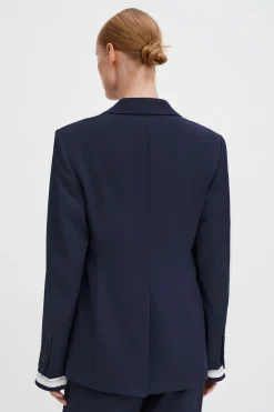 Delilah Blazer