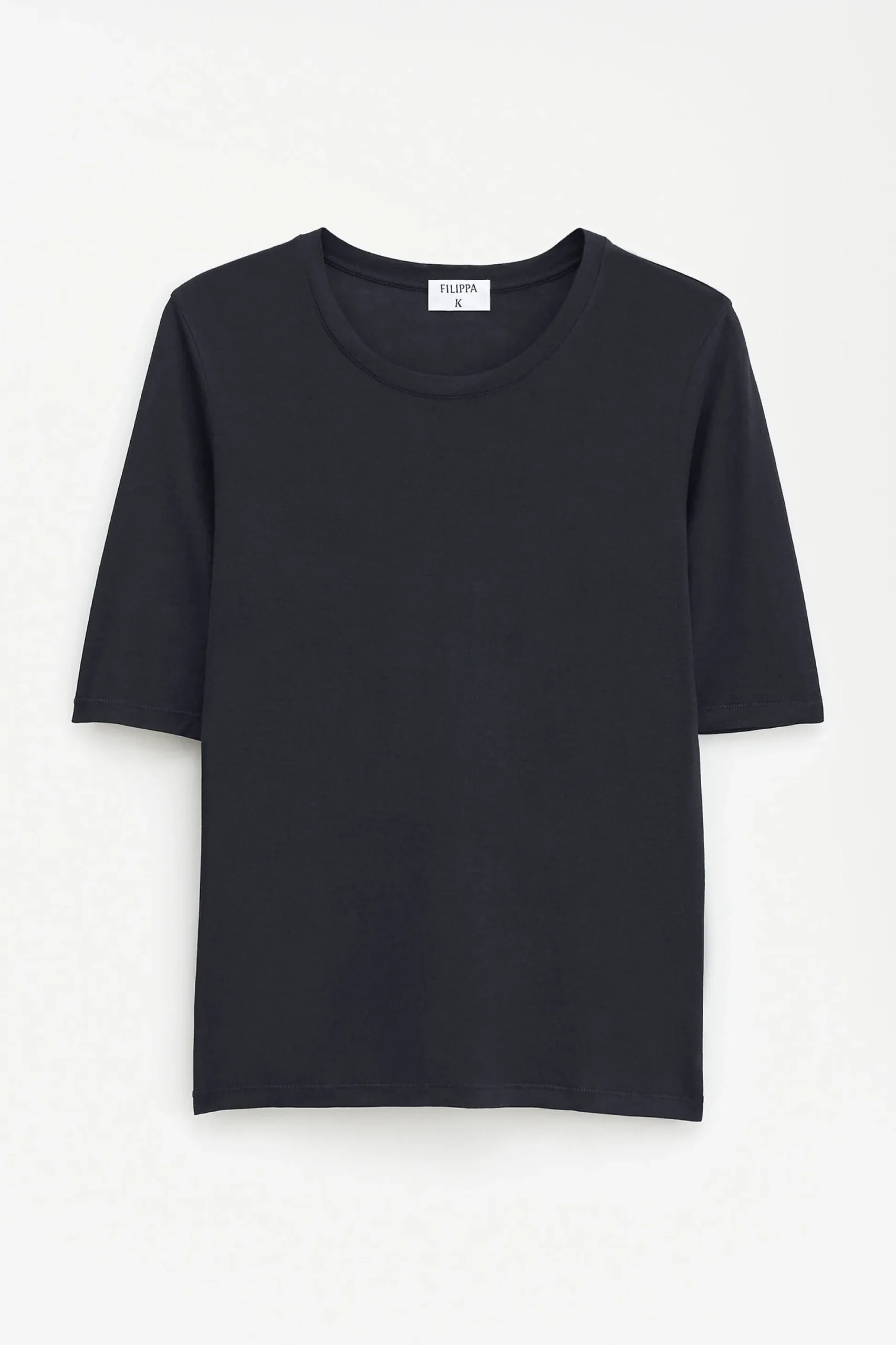 Elena Tee