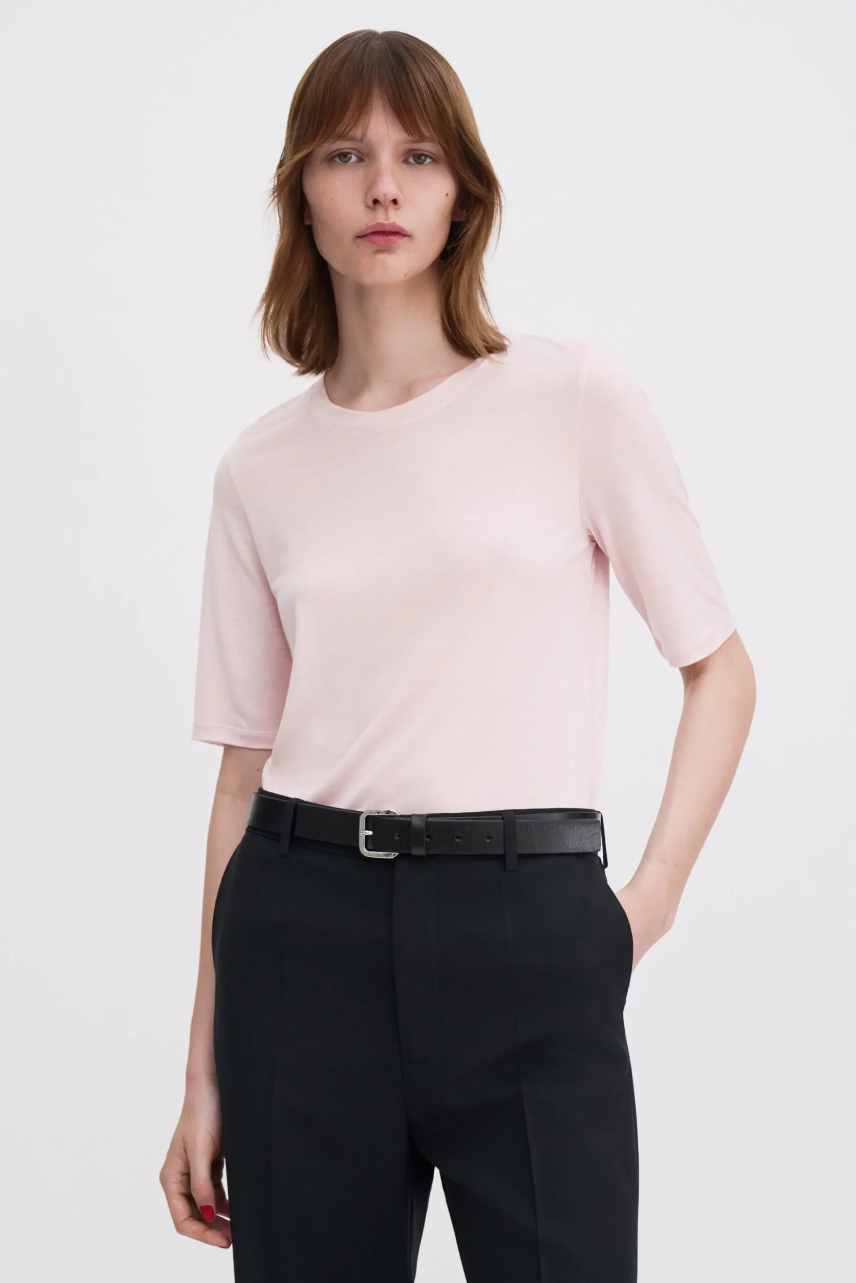 Elena Tee