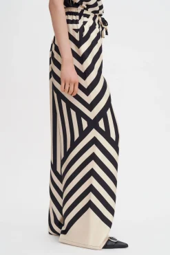 Eve Relaxed Print Trousers