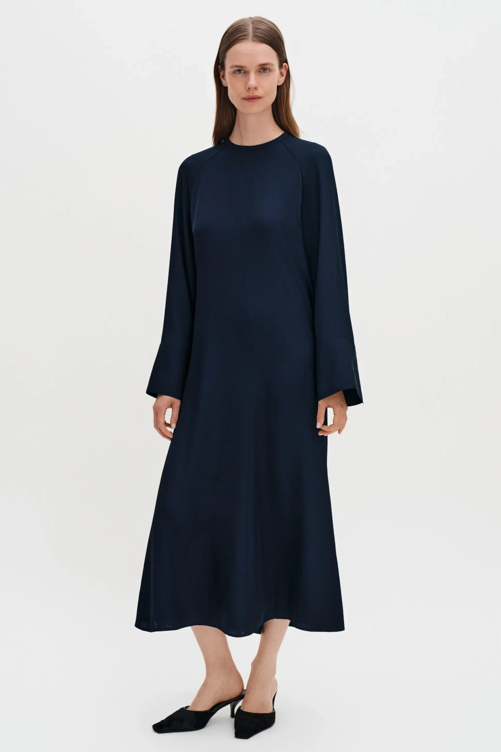 Fluid Raglan Dress