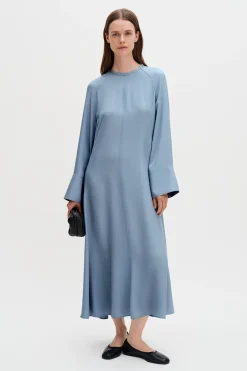 Fluid Raglan Dress