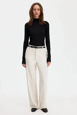 Rib Mock Neck Top
