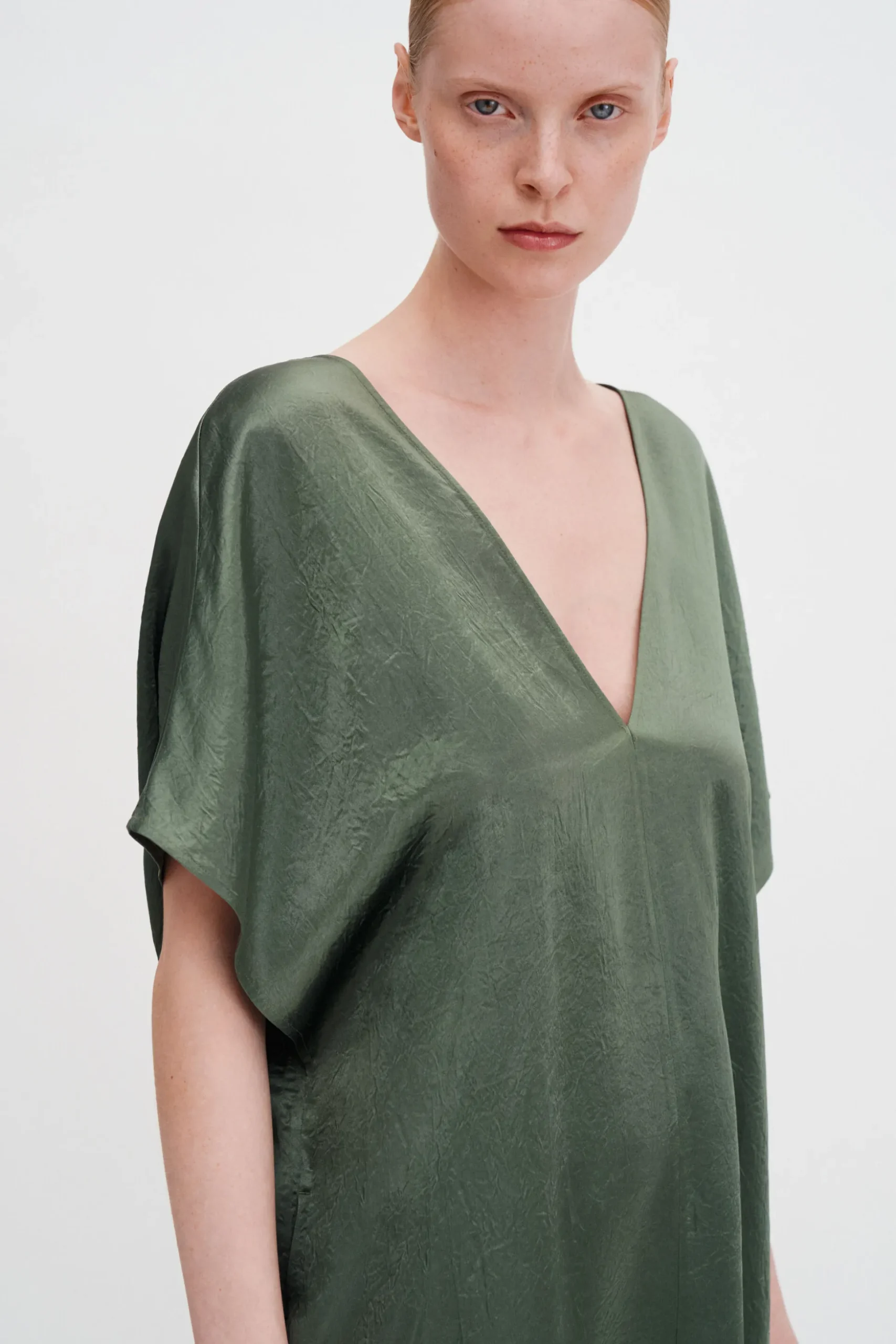 V-Neck Crinkle Kaftan